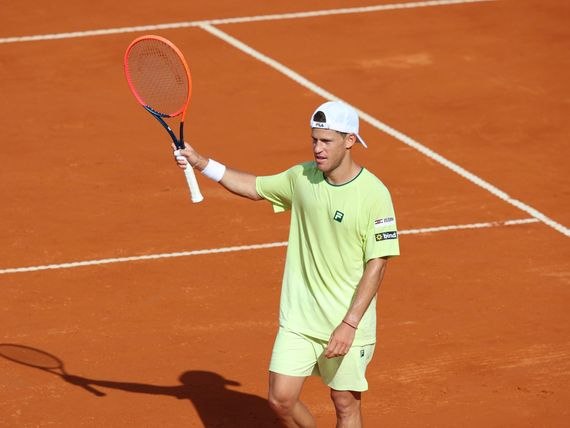 Schwartzman dio el batacazo y postergó su retiro del tenis