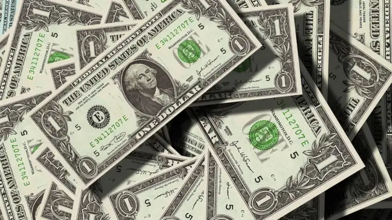 Dólar hoy: el dólar blue continúa a la baja