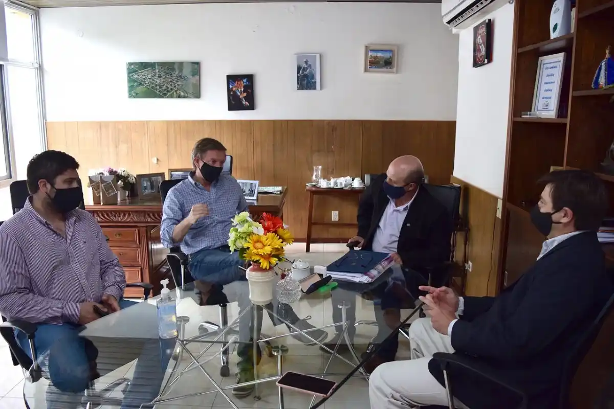 Galarza Abordaron iniciativas para el desarrollo productivo 
