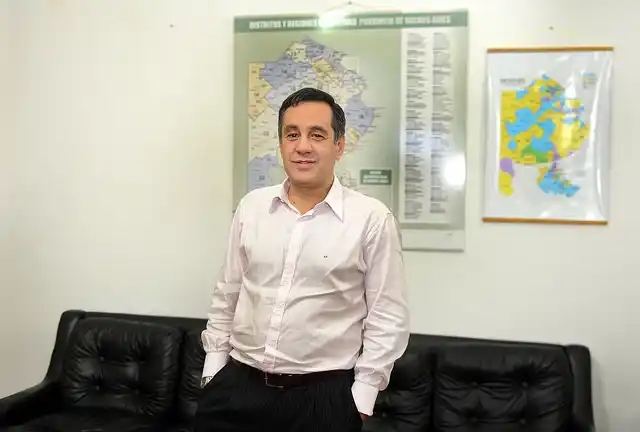 Finocchiaro visitará escuelas de Dolores y Castelli