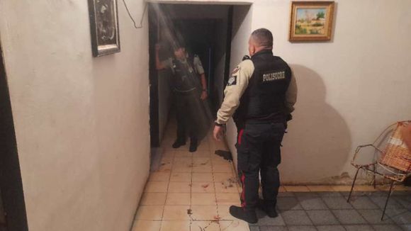 Funcionarios de Polisucre salvaron a joven que intentó quitarse la vida en Los Dos Caminos