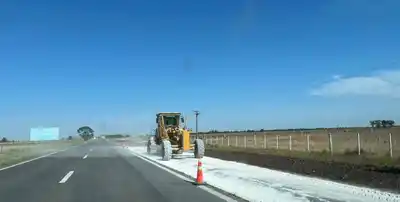 Fuerte aumento del gasto público y mantenimiento del superávit fiscal en provincias y CABA