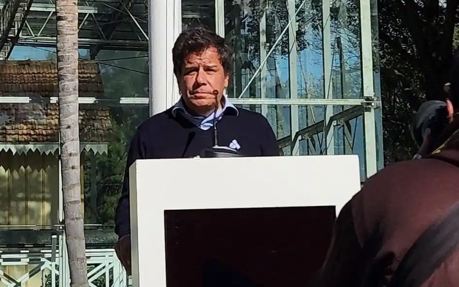 Manes formalizó su ruptura con la UCR y lanzó “Para adelante”, su nuevo partido