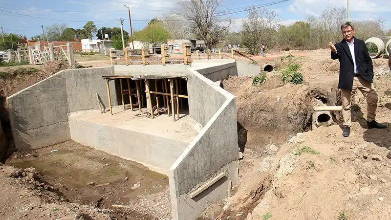 Licitarán obras para 11 departamentos por $900 millones: ¿Quiénes serán los beneficiados?