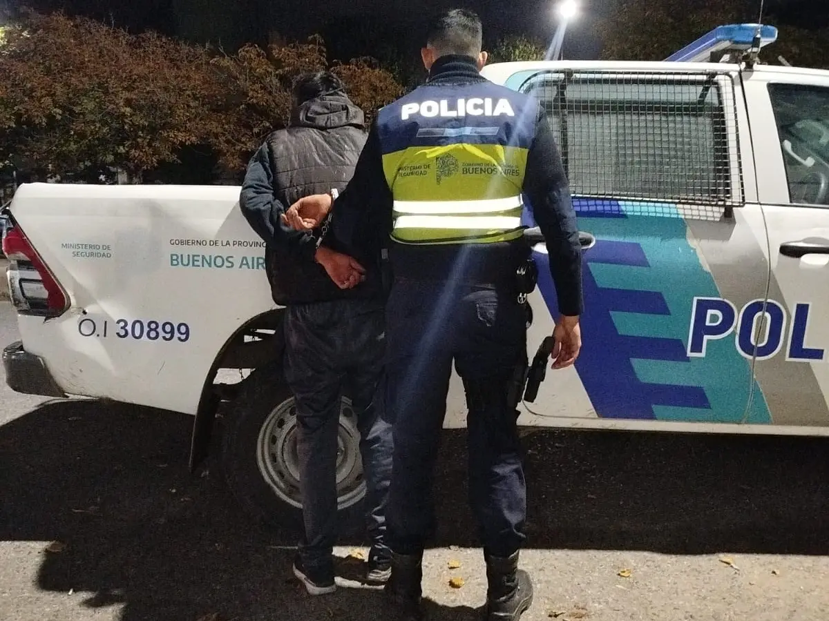 Uno de los jóvenes fue aprehendido