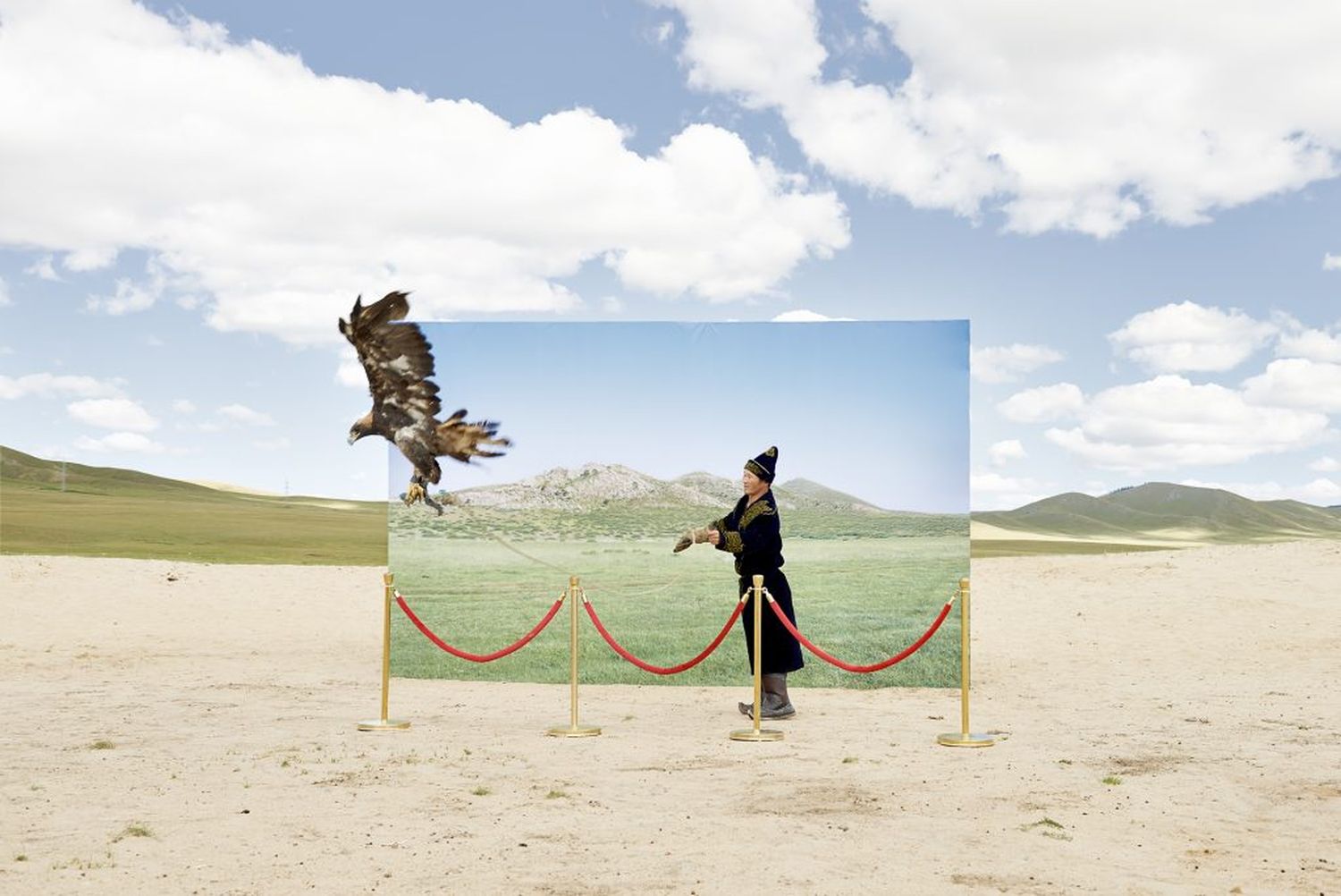 “Arqueología futurista: la desertificación de Mongolia”, una nueva muestra en el Mumbat