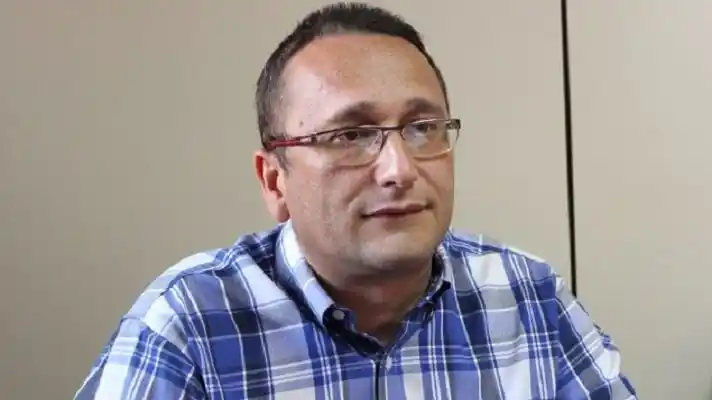 OTRO QUE SALE CORRIENDO: alcalde chavista de La Cañada de Urdaneta renunció al cargo (+Carta)