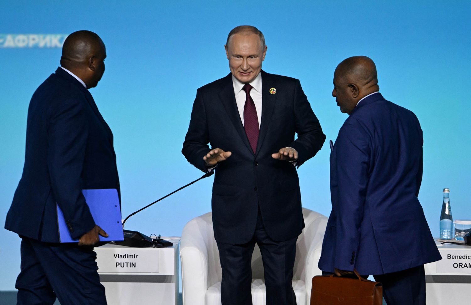 Vladimir Putin habló en la cumbre Rusia-África en San Petersburgo.