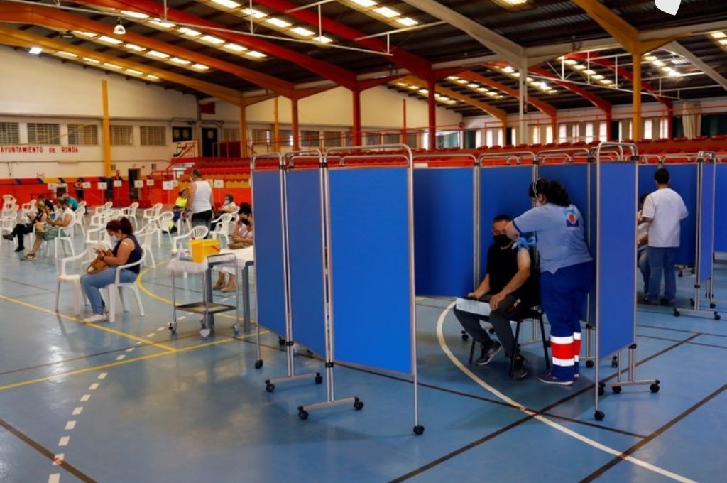 Europa: el nivel de vacunación está “lejos de ser suficiente” para evitar un rebrote