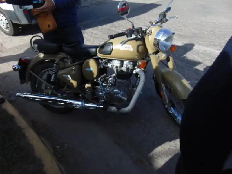 Venado Tuerto: un auto y una moto colisionaron en ruta 8 e Hipólito Yrigoyen