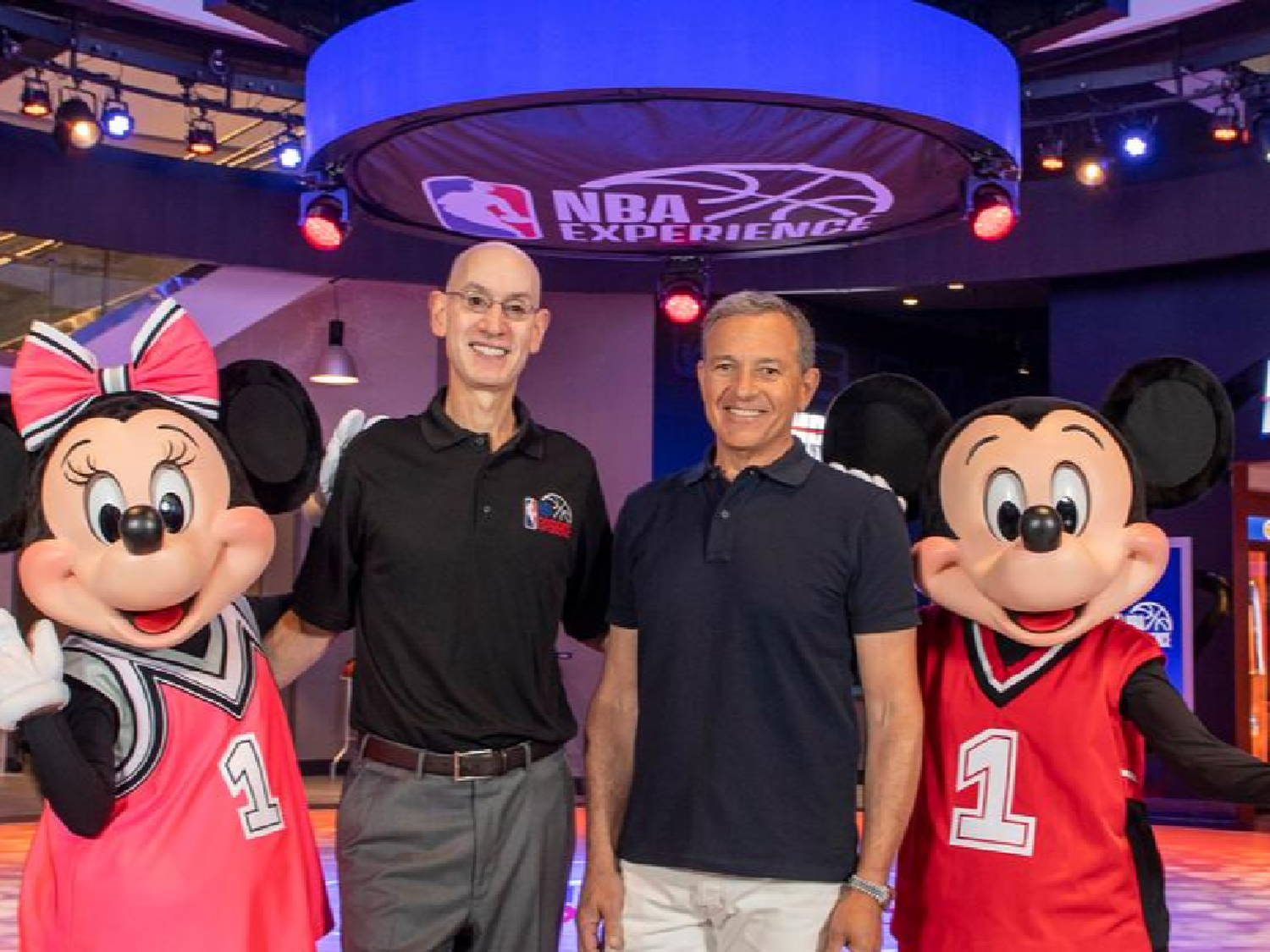 Disney podría salvar la etapa final de la NBA 