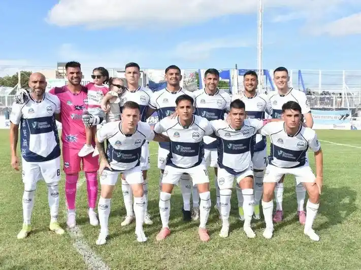 San Martín recibe a Sarmiento
y Sol de América visita a Vilelas