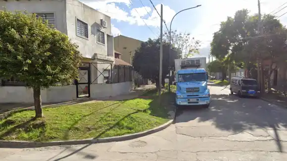 Asesinaron de 10 puñaladas a una remisera en Lanús: detuvieron a su pareja por encubrimiento