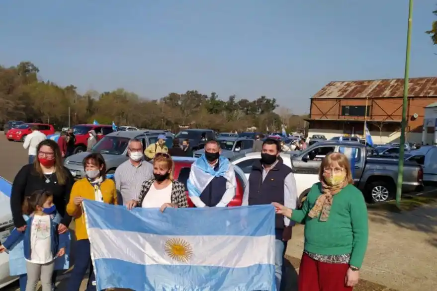 Concejales del piaggismo acusaron a sus pares de Juntos por el Cambio de "apostar por el contagio y la muerte" 