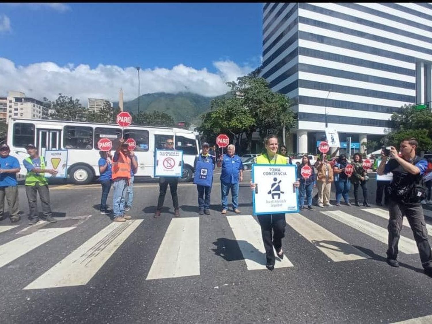 Fundación ZOOM ratifica su compromiso con la seguridad vial en Venezuela