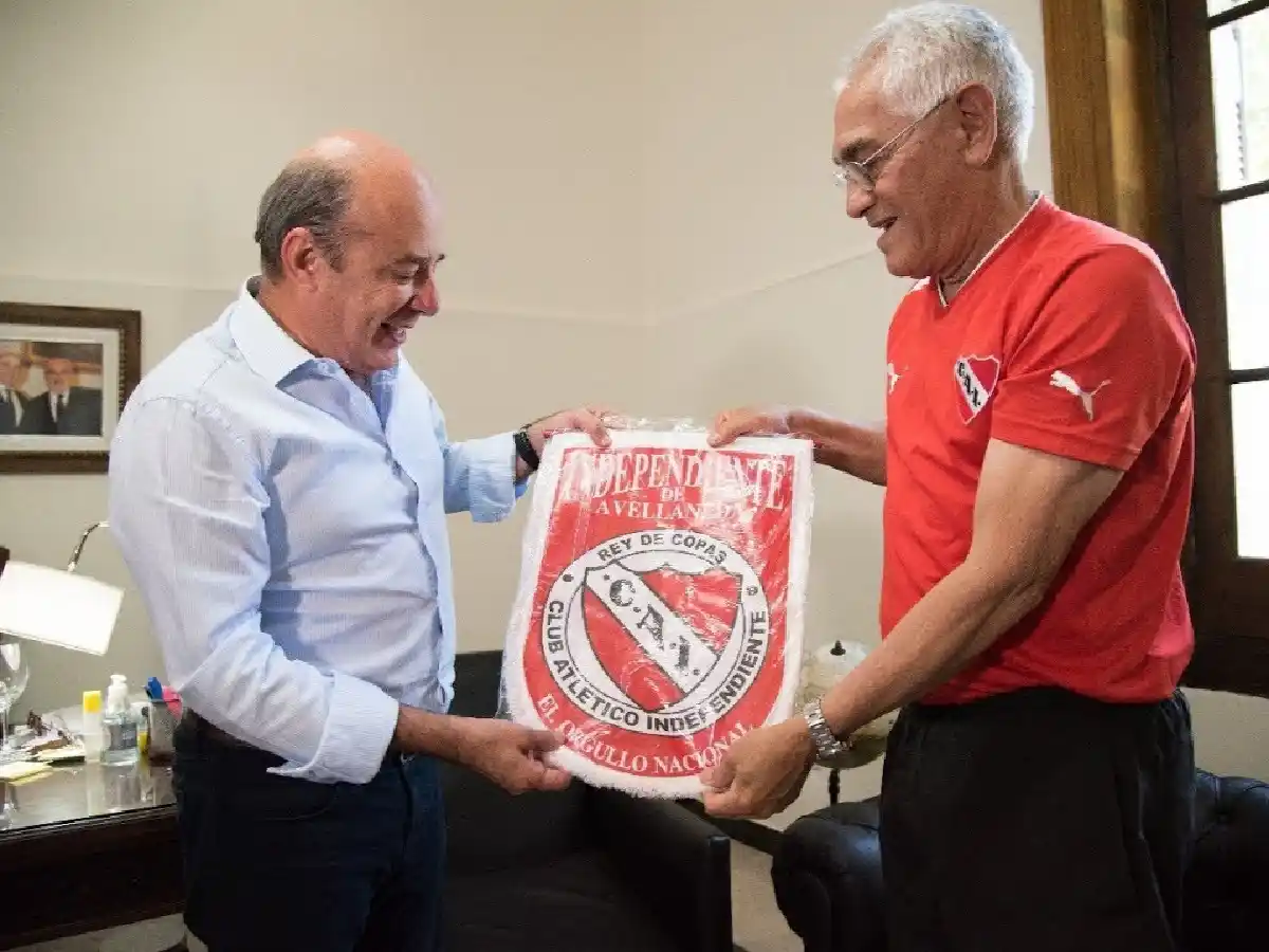 Cumple 73 una leyenda