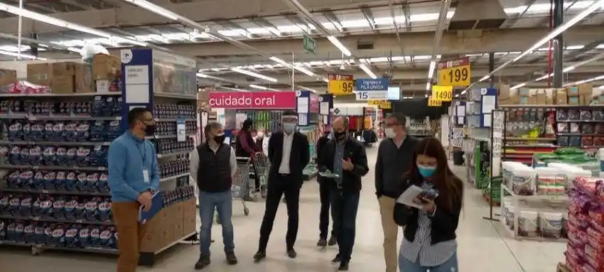 El Gobierno avanza en políticas de consumo y comercialización de productos locales