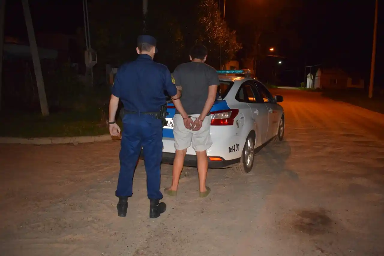 Recuperaron una moto robada y fue detenido un hombre de 29 años de edad 