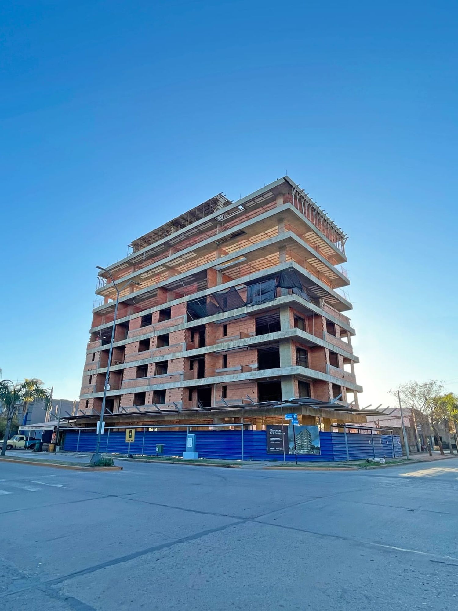 El primer edificio en altura en Brinkmann