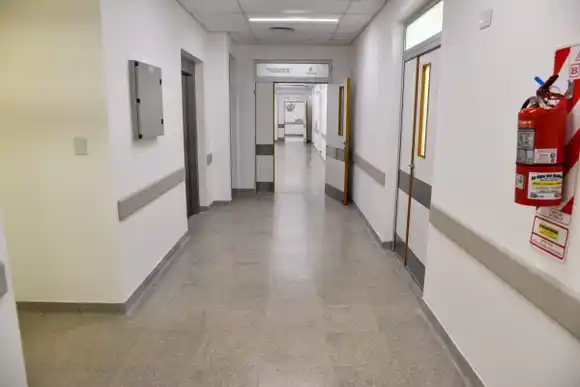 La factura del servicio de electricidad del hospital municipal pasó de 1,7 a casi 6 millones de pesos
