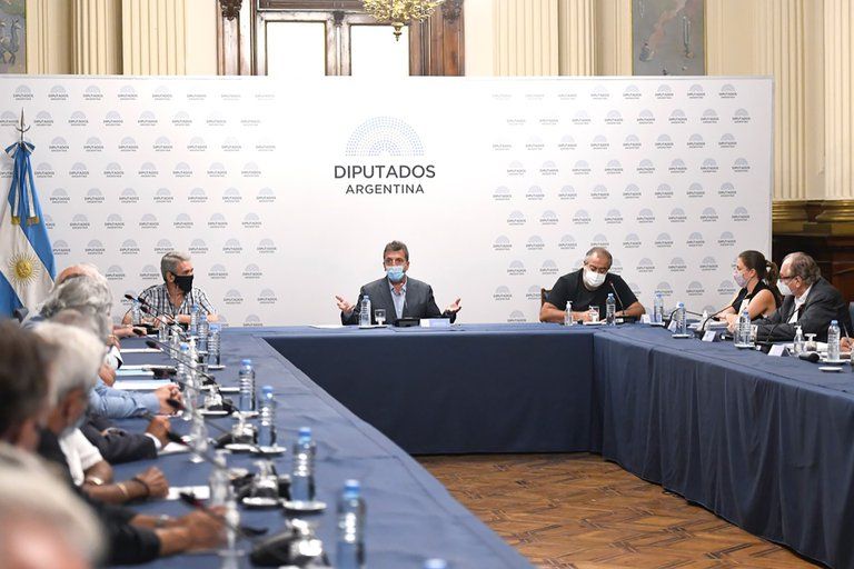 El aguinaldo no pagará el impuesto a las ganancias