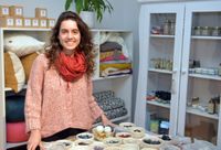 Emilia, hermana de Antonio, hija  de César Falistocco, la nueva mujer