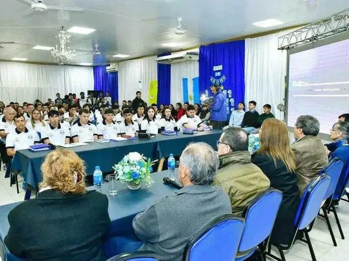 Presentaron el programa de Terminalidad 
educativa Nivel Secundario en el club San Martín