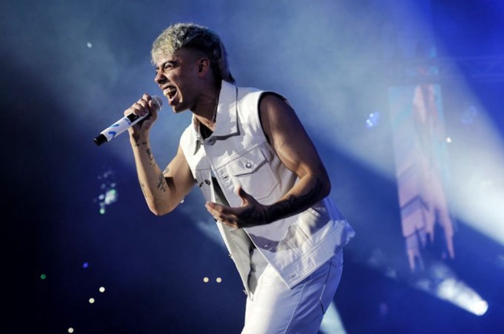 El show de Luck Ra fue un espacio de entretenimiento durante la elección de la reina del evento.
