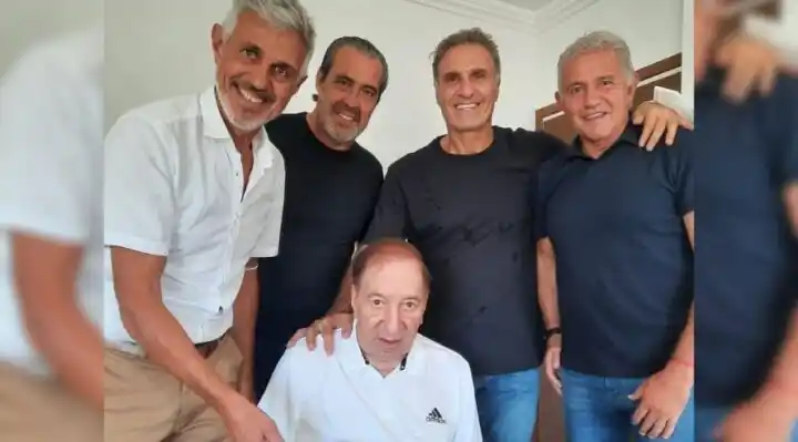 Bilardo, honorífico: reencuentro de los campeones y regalo para el Doctor