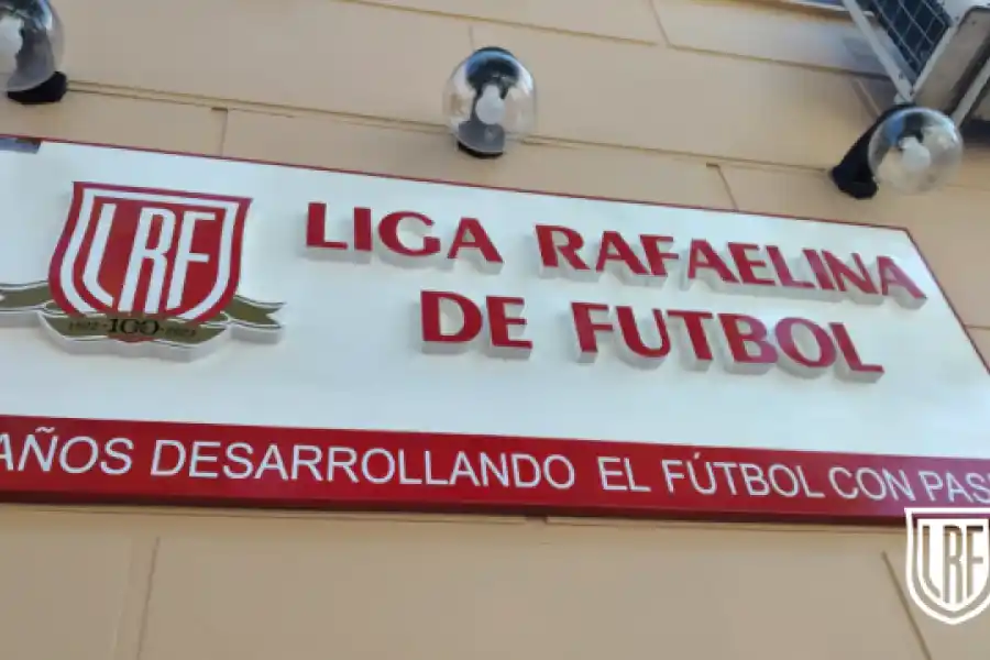 Se juegan las semis del Absoluto de la Primera A