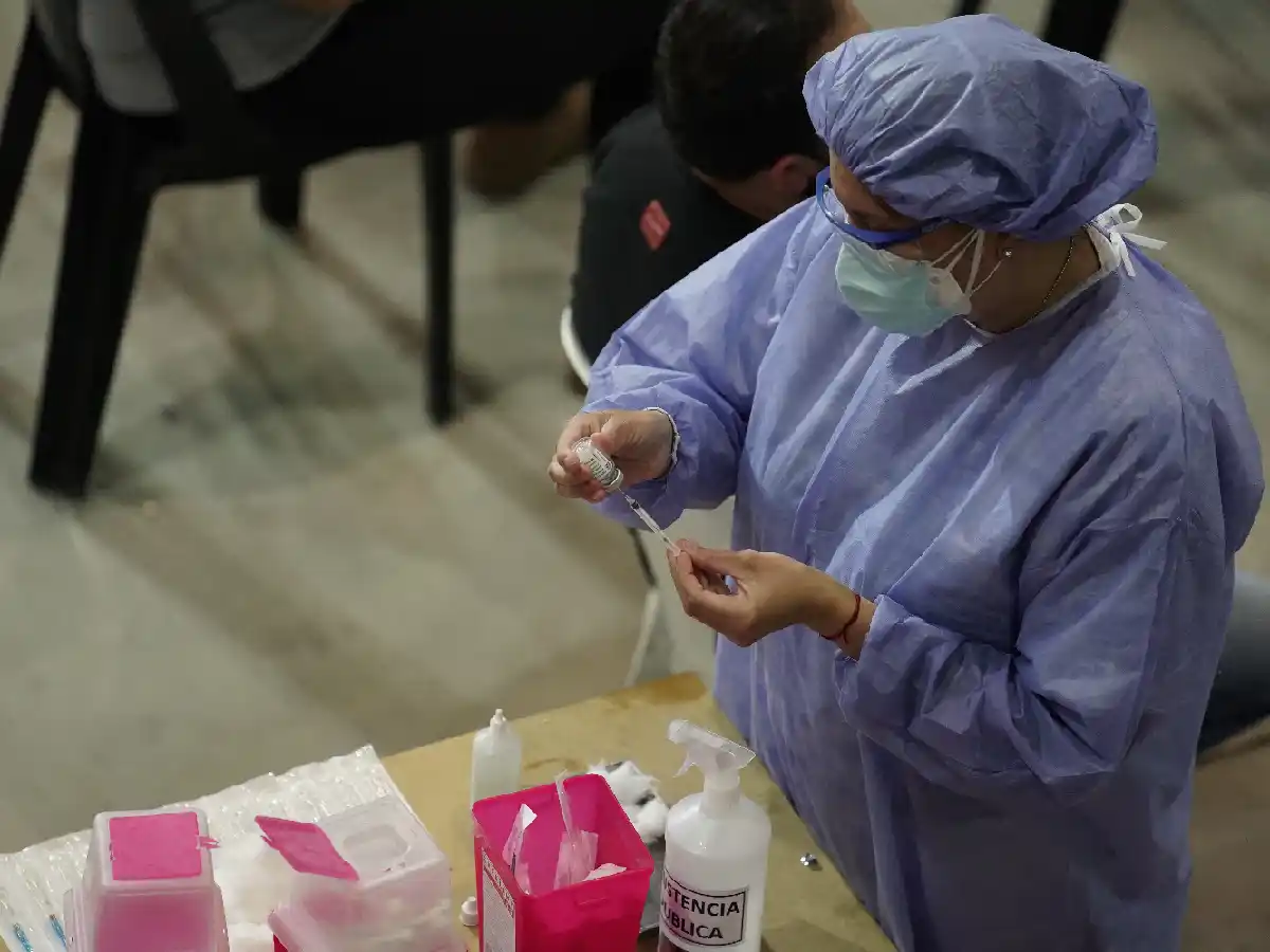 La combinación de vacunas no reporta efectos adversos