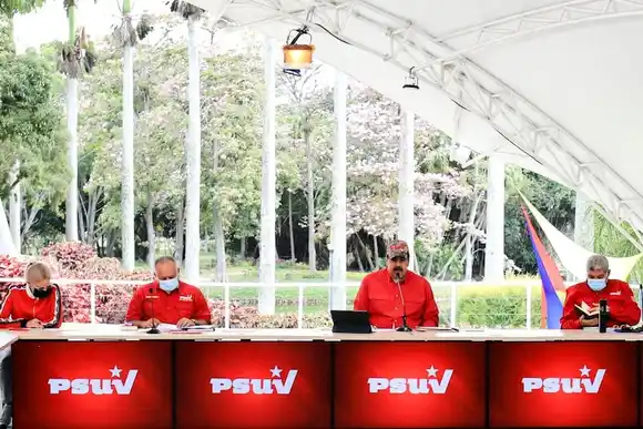 Continúan conversaciones: Maduro asegura que Guevara y Torrealba se reunirán el jueves