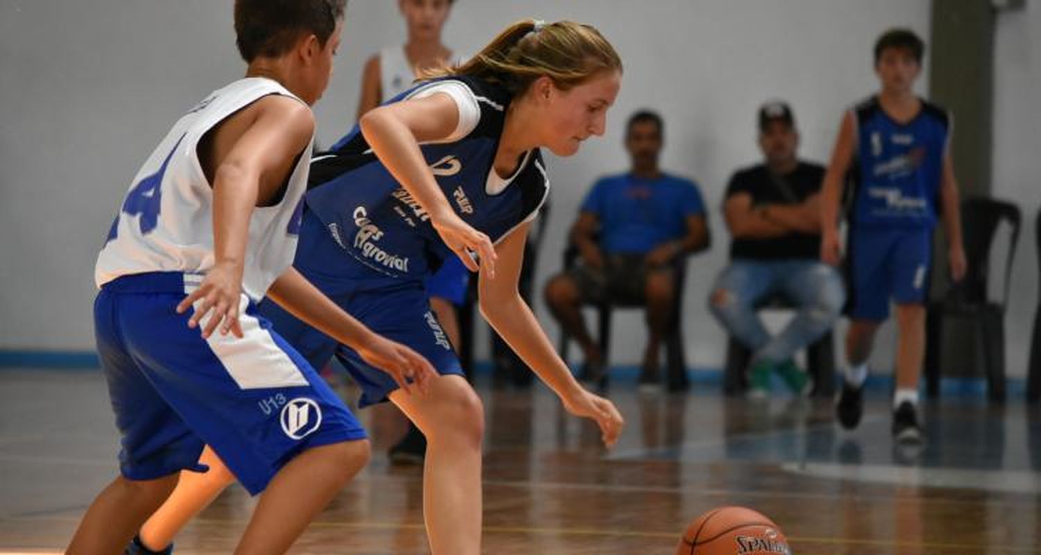 Debutaron las inferiores de Náutico en la ABZC