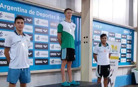 El primer campeón en el Cenard