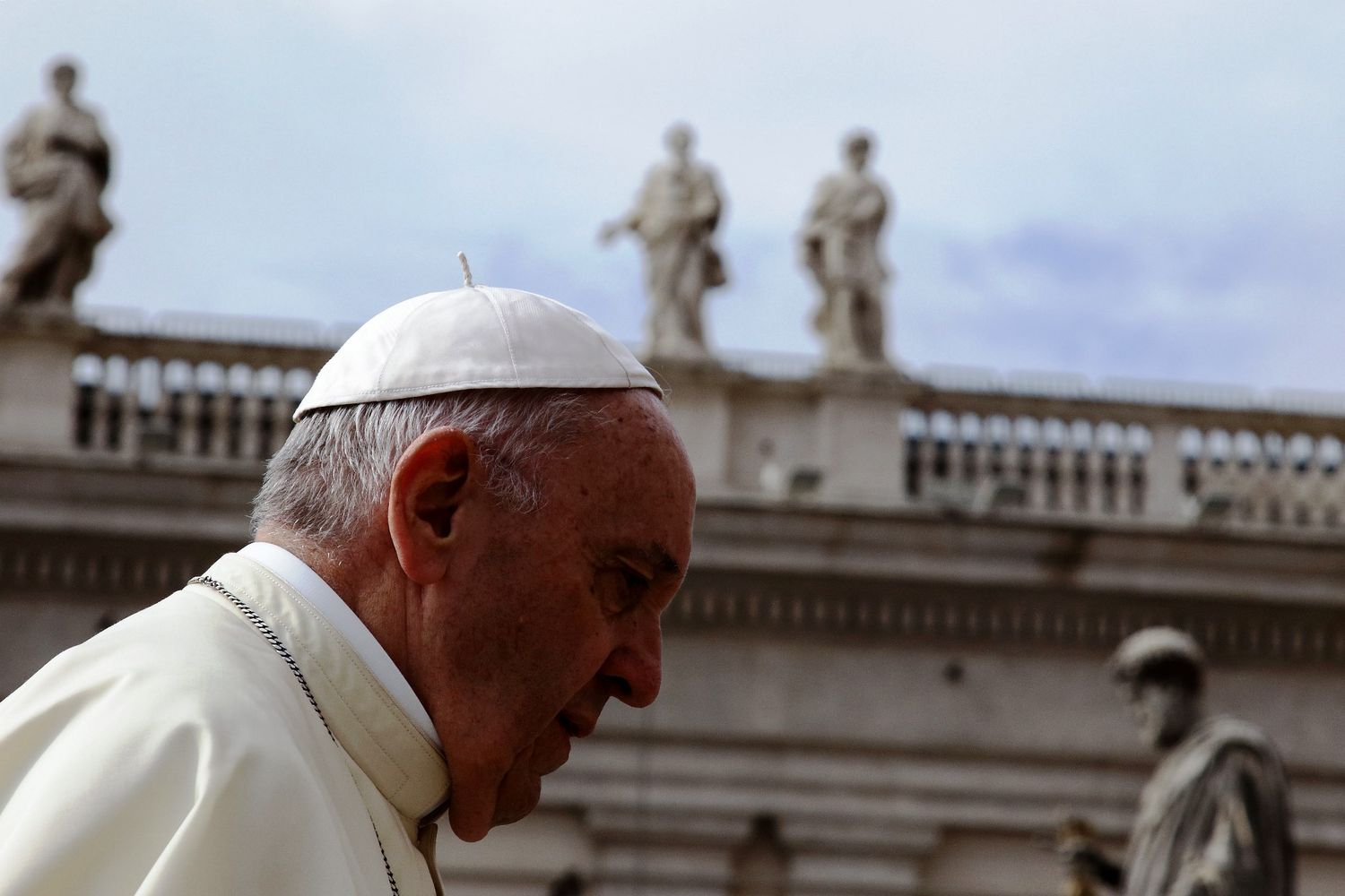 Vaticano: apoya la condonación de deuda a países pobres