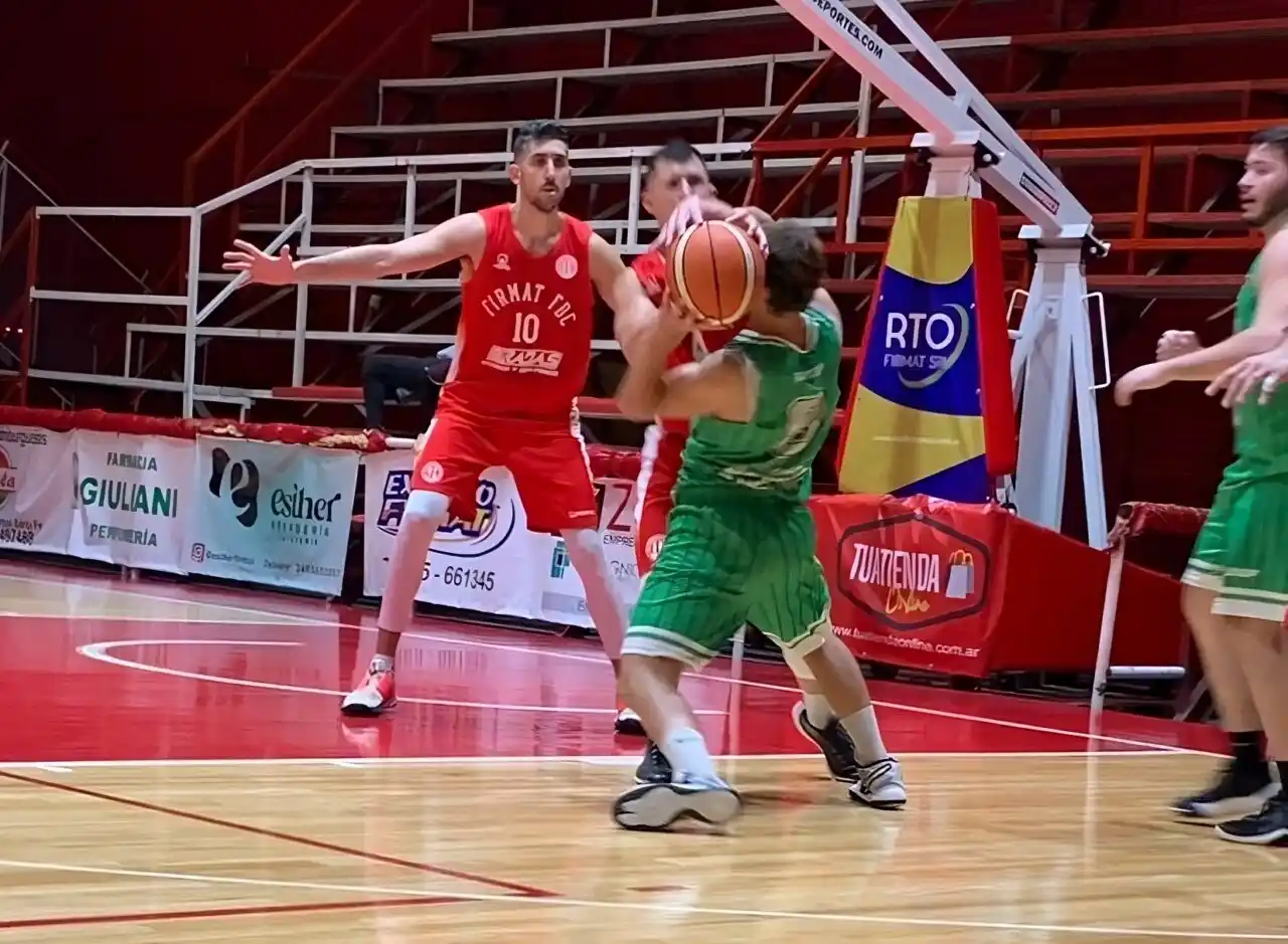 Firmat e Independiente ganaron y siguen peleando arriba