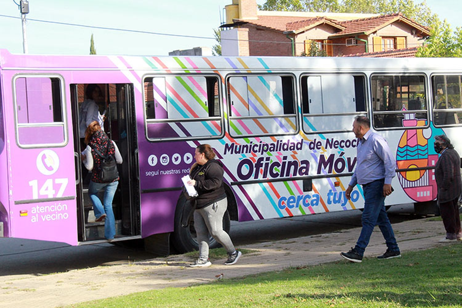 “Yo les recomiendo que se compren un micro, lo donen al Concejo y salgan a escuchar a la gente”
