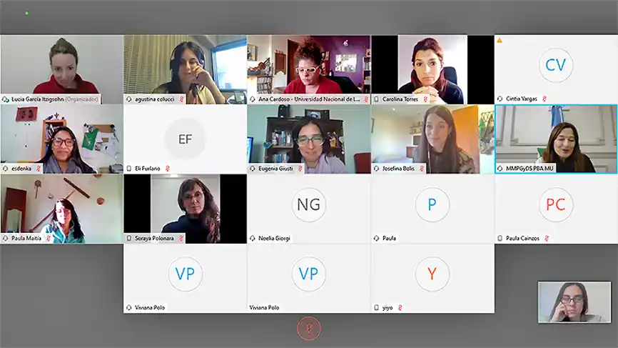 La FM de la Facultad de Sociales participó de un encuentro de mujeres de radio