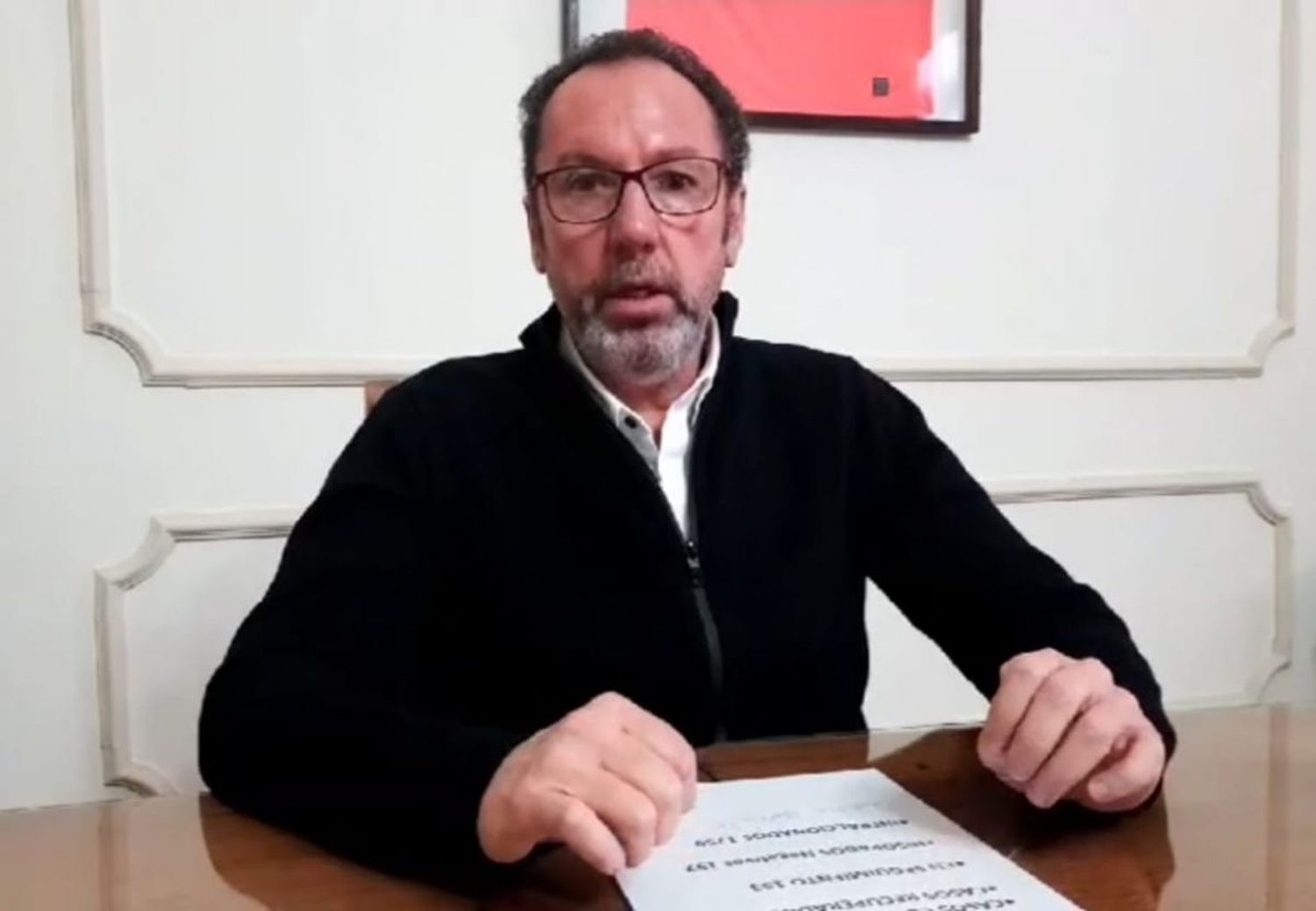 Carlos Casares: “No estoy de acuerdo con las reuniones de amigos si con las familiares”, dijo intendente