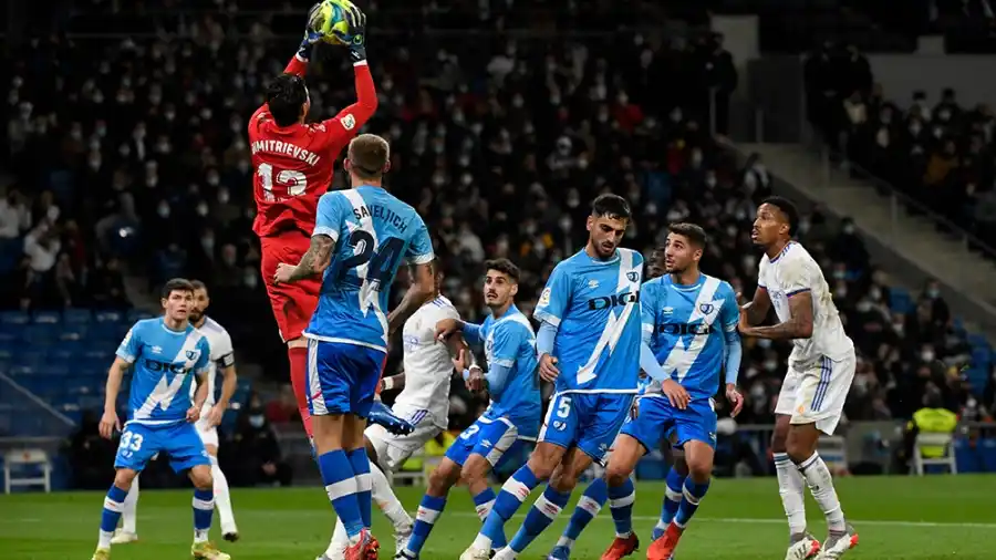 Rayo Vallecano registró 17 casos positivos dentro del plantel