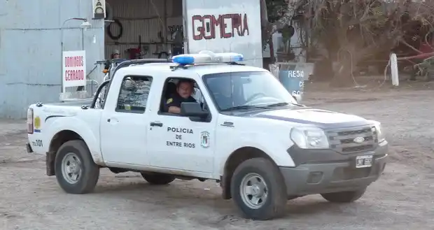 Robaron en un comercio y la Policía allanó una vivienda sobre ruta 20