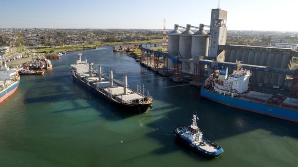 Conflicto por el decreto que eliminó los serenos a bordo de buques amarrados: En Necochea 16 se quedaron sin empleo