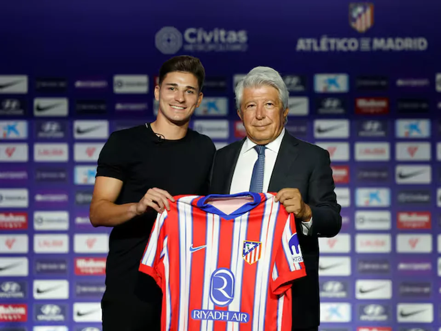 “Estoy muy contento, muy emocionado", expresó el jugador.
