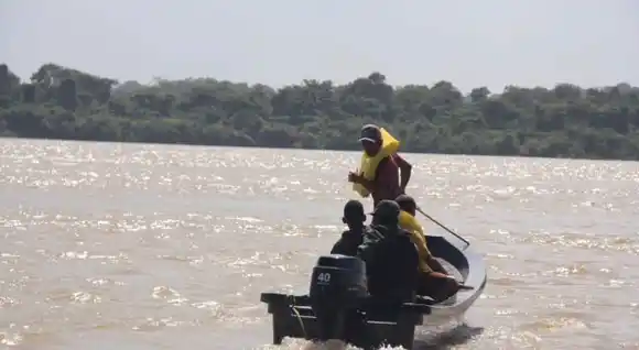 ¡TRAGEDIA EN ANZOÁTEGUI! Hallan uno de los tres de los jóvenes ahogados en el río Orinoco (+Reporte)