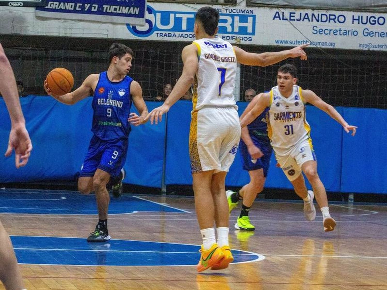 Sarmiento cayó en el segundo
juego ante Belgrano en Tucumán