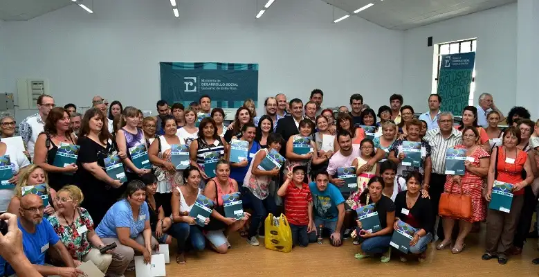 Más de 300 emprendedores accedieron a herramientas  y equipamiento en 2015 