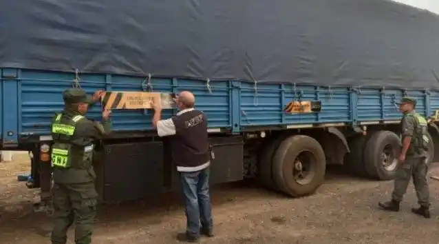 Detectan una multimillonaria carga ilegal de soja en Entre Ríos