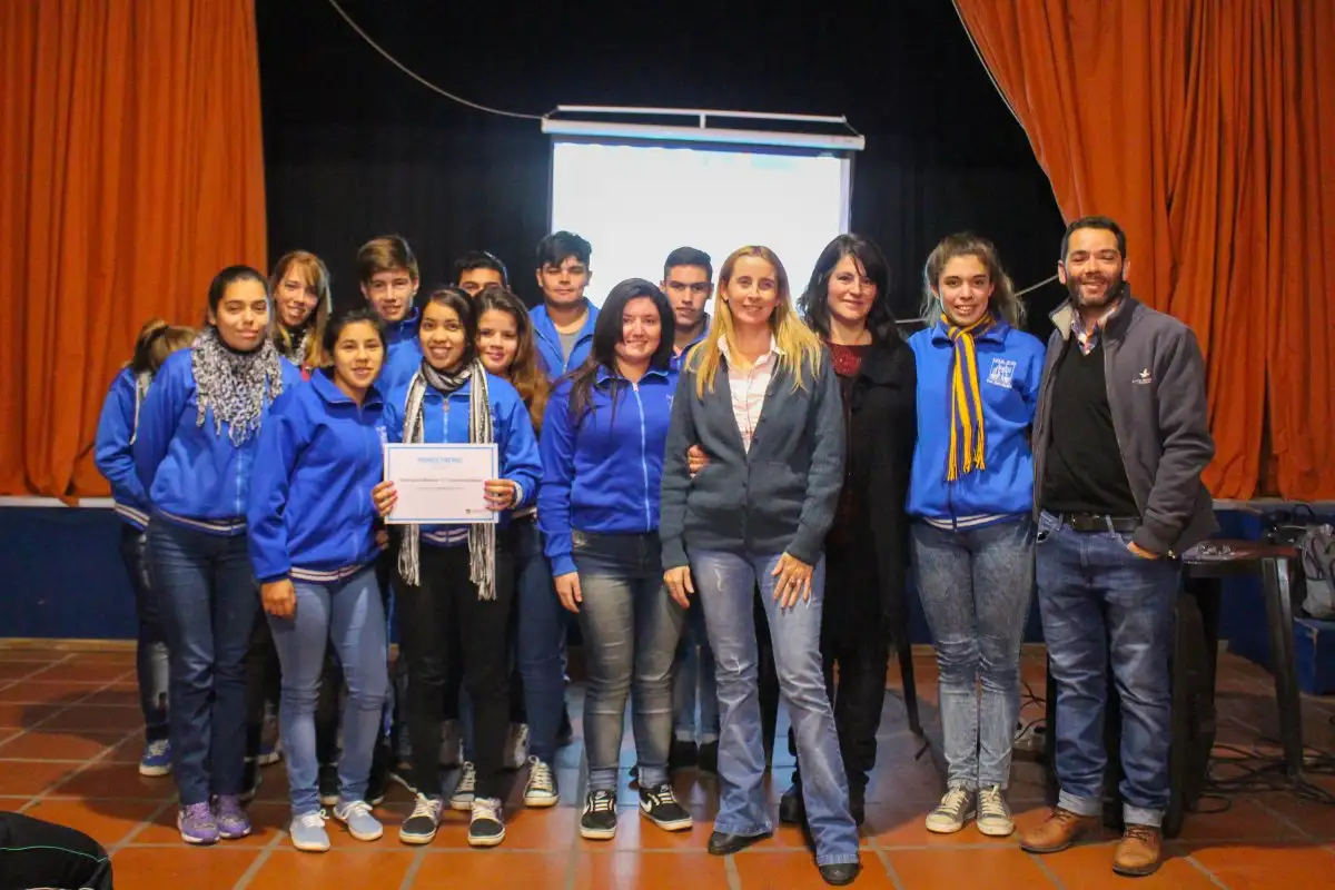 Los estudiantes recibieron los premios del Mannequin Challenge