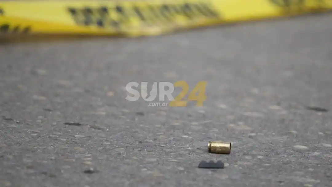 Balacera contra dos viviendas a plena luz del día y con mensaje mafioso