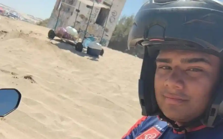 Vecino de 28 años, oriundo de Ensenada.